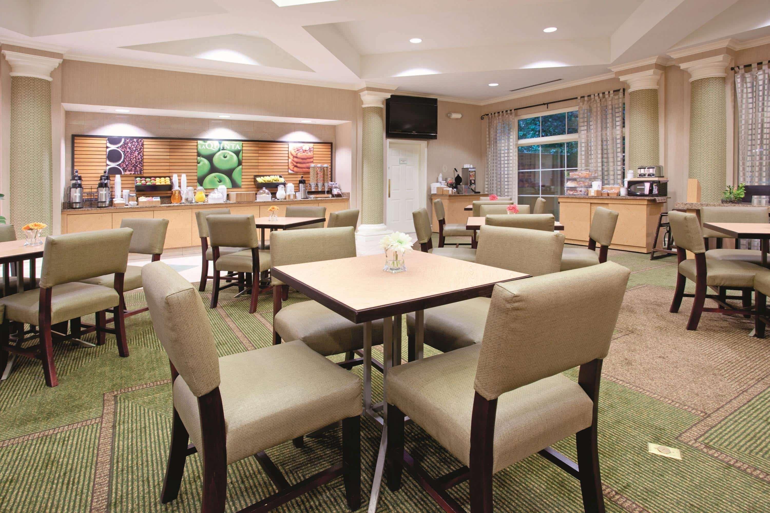 Hotel La Quinta By Wyndham Colorado Springs South Airport Exterior foto
