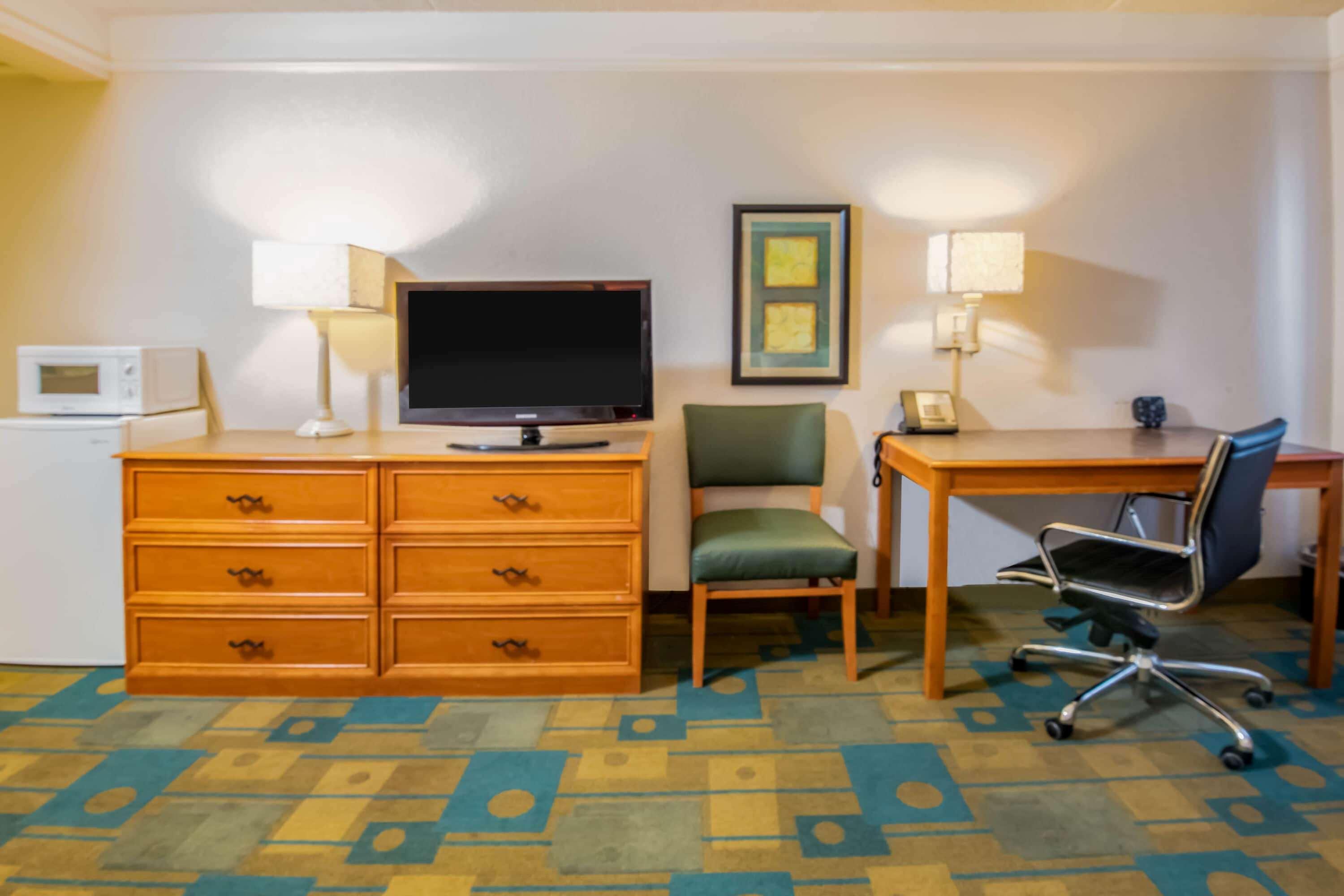Hotel La Quinta By Wyndham Colorado Springs South Airport Exterior foto